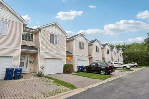 36419 N Hutchins Rd, Gurnee, IL 60031