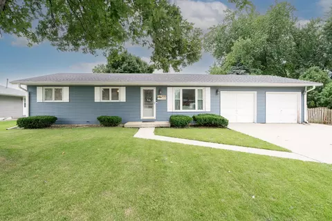 3130 Jo Ann Dr, Joliet, IL 60431