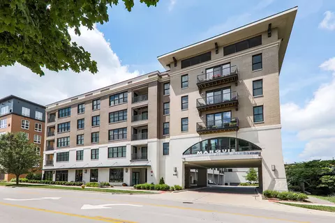 940 Maple Ave #313, Downers Grove, IL 60515