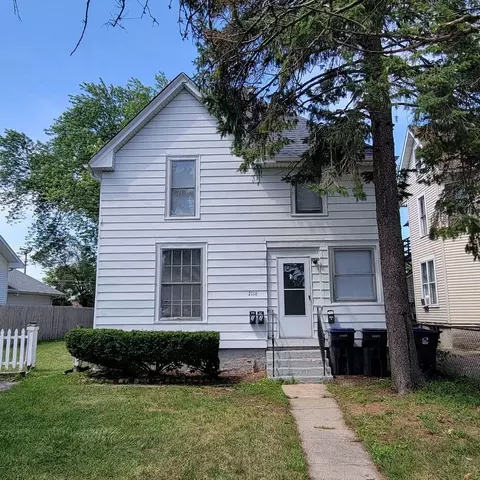 2116 Enoch Ave, Zion, IL 60099