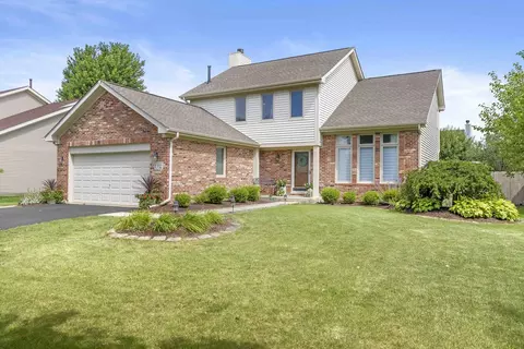 1332 Farmstead Ln, Bolingbrook, IL 60490
