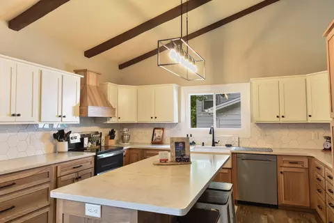 207 E Washington St, Flanagan, IL 61740 photo 12