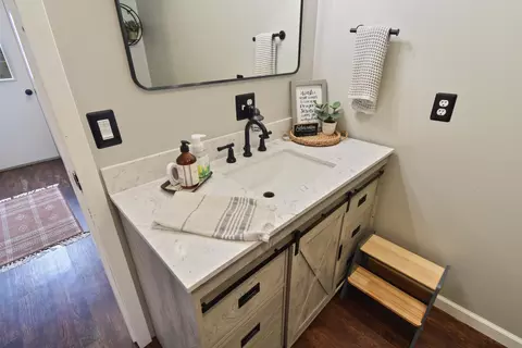 207 E Washington St, Flanagan, IL 61740 photo 30