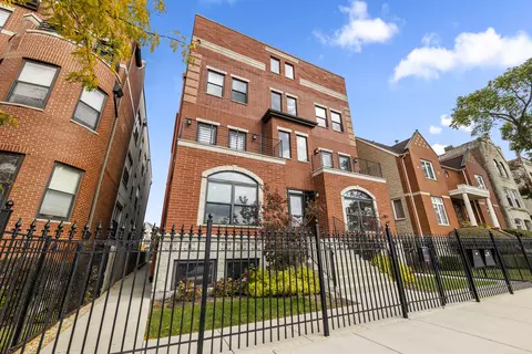 4453 S Lake Park Ave #1, Chicago, IL 60653