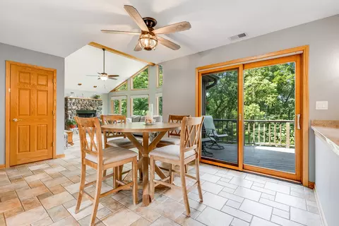 Dining - 911 5 Melugins Grove Rd, Compton, IL 61318 photo 1 of 1