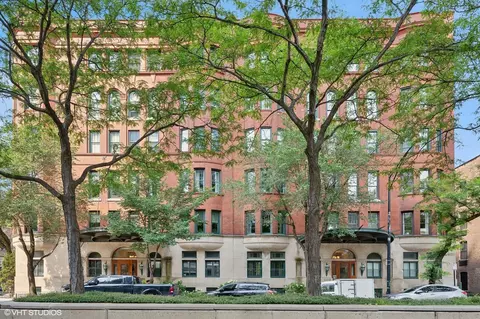 1500 N Lasalle St #6D, Chicago, IL 60610