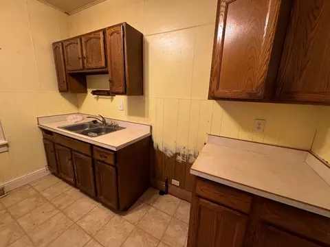 Kitchen - 1115 Pike St, Peru, IL 61354 photo 1 of 3