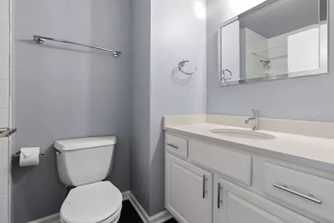 215 N Aberdeen St #604B, Chicago, IL 60607 photo 17