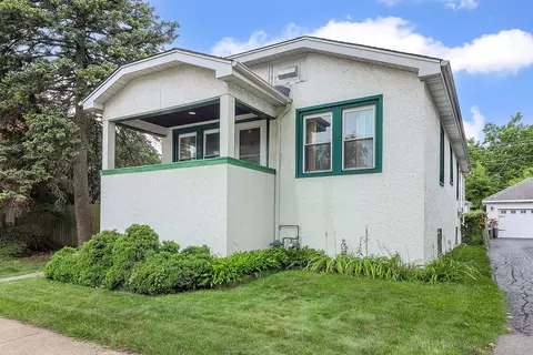 4134 Maple Ave, Brookfield, IL 60513