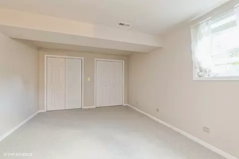 Bedroom - 3600 Lakeview Dr, Algonquin, IL 60102 photo 4 of 4