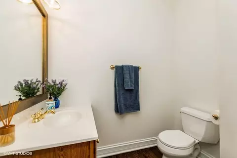 Bath - 3600 Lakeview Dr, Algonquin, IL 60102 photo 1 of 4