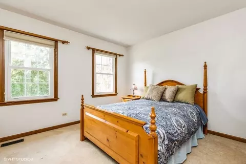 Bedroom - 3600 Lakeview Dr, Algonquin, IL 60102 photo 2 of 4