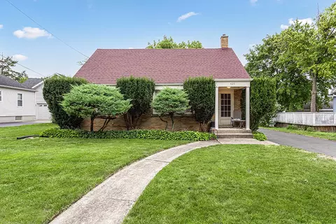 423 S Washington St, Lockport, IL 60441