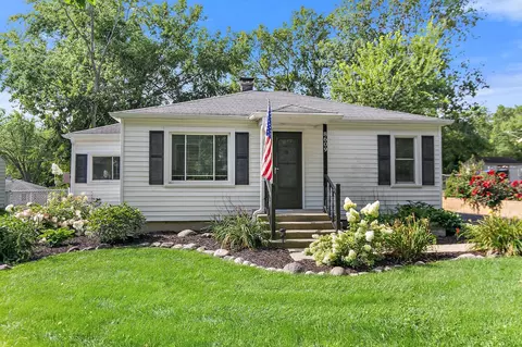 8609 Acorn Path, Wonder Lake, IL 60097