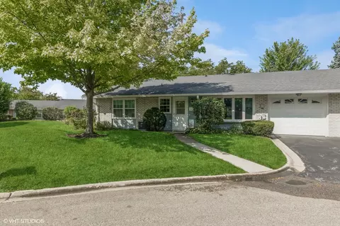 7423 Chevy Chase Ct, Fox Lake, IL 60020