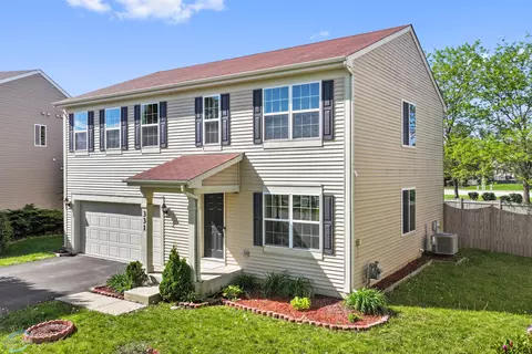 331 Mozart Ln, Volo, IL 60073