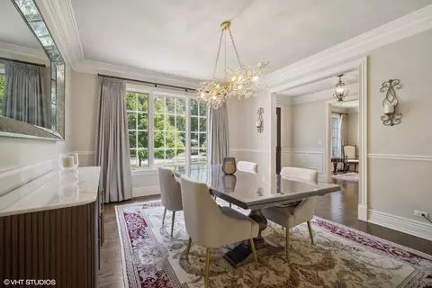 Dining - 630 Forest Rd, Glenview, IL 60025 photo 2 of 3