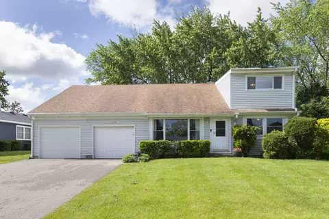 1118 Alden Ln, Buffalo Grove, IL 60089