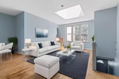 1033 E 45th St, Chicago, IL 60653 photo 36