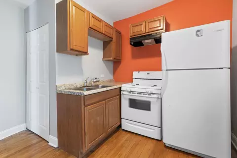 1033 E 45th St, Chicago, IL 60653 photo 37