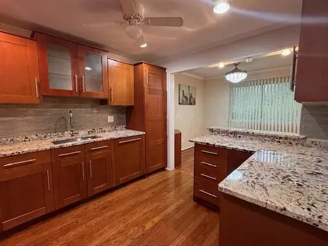 1606 Queens Ct #D1, Wheeling, IL 60090 photo 10