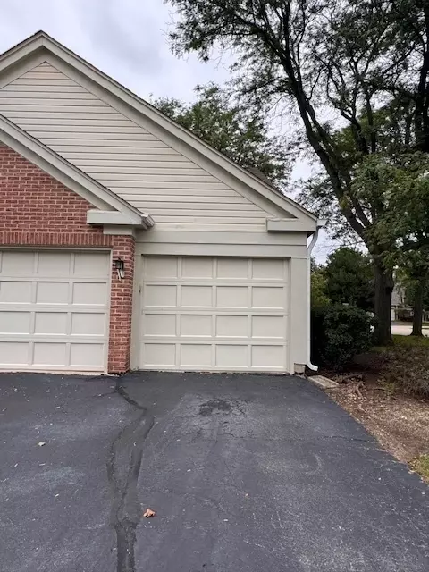 1606 Queens Ct #D1, Wheeling, IL 60090 photo 3