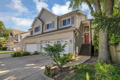 347 Westmore Meyers Rd, Lombard, IL 60148