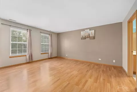 Living - 2121 Union Mill Dr, Aurora, IL 60503 photo 6 of 6