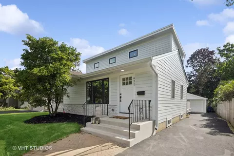621 S Harvard Ave, Villa Park, IL 60181