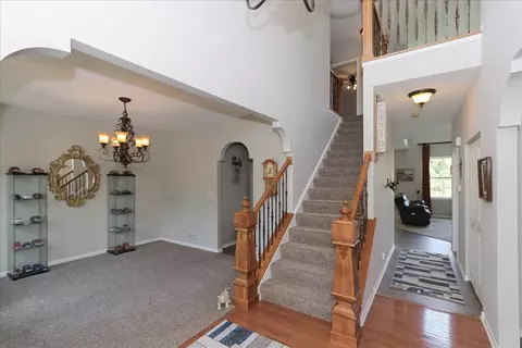 Entry Way - 407 W Amberside Dr, Elgin, IL 60124 photo 2 of 2