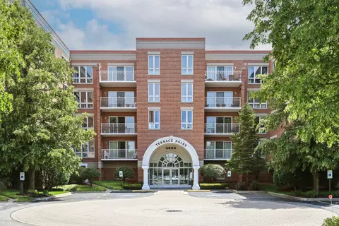 4655 N Cumberland Ave #408, Norridge, IL 60706