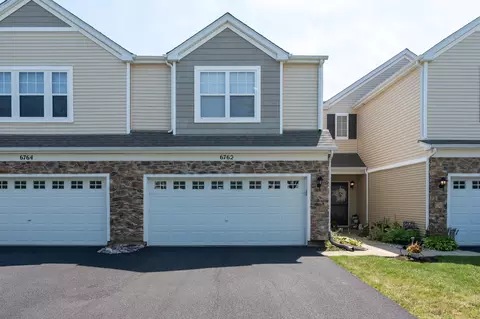 6762 Slate Dr, Carpentersville, IL 60110