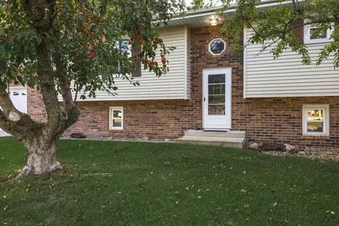 1102 N Oak St, Normal, IL 61761 photo 3