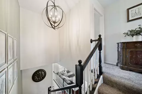 Entry Way - 386 Broadmoor Ln, Bartlett, IL 60103 photo 5 of 5