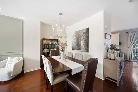 Dining - 386 Broadmoor Ln, Bartlett, IL 60103 photo 2 of 4