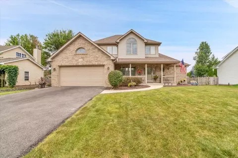 413 Windsor Dr, Oswego, IL 60543