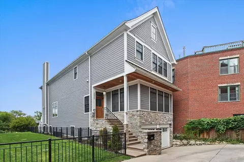 2230 W Wolfram St, Chicago, IL 60618