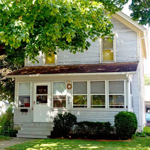 644 Wilder St, Aurora, IL 60506