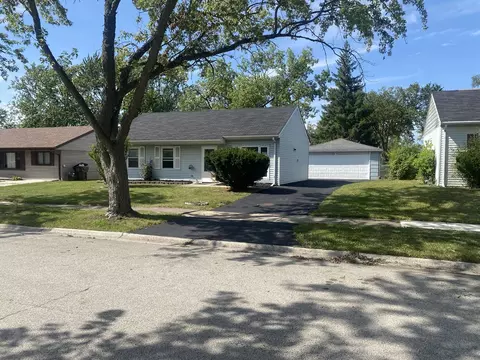 4456 Windsor Ct, Richton Park, IL 60471