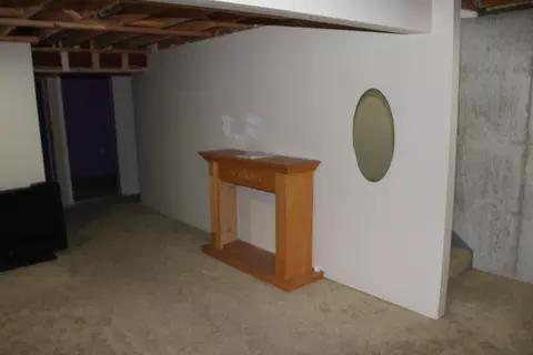 Living - 203 Keller St, Plano, IL 60545 photo 3 of 3