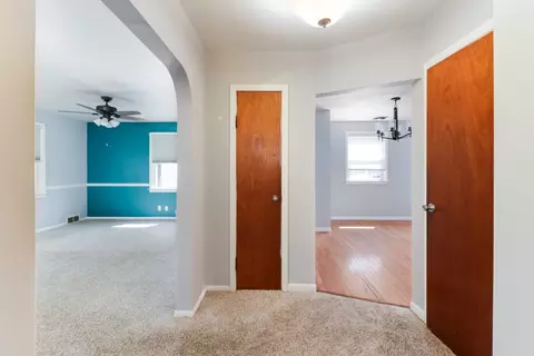 307 12 E Baker St, Bloomington, IL 61701 photo 9