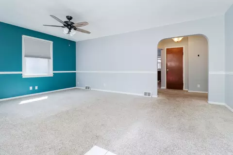 307 12 E Baker St, Bloomington, IL 61701 photo 5