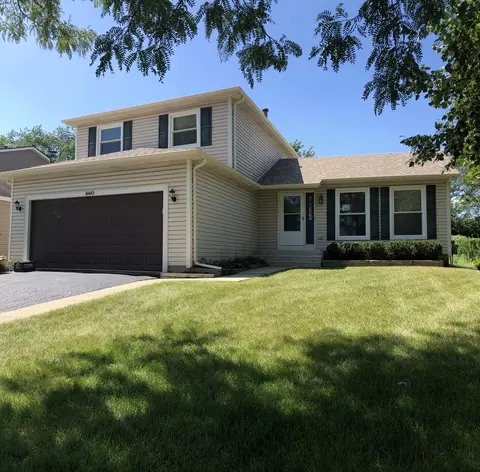 860 Debra Ln, Elk Grove Village, IL 60007