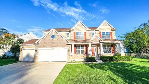 805 Timber Lake Dr, Antioch, IL 60002
