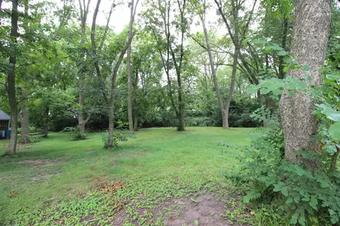 Exterior - 1121 N Linden St, Normal, IL 61761 photo 7 of 8