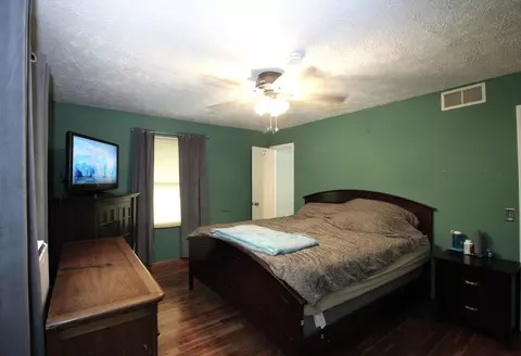 Bedroom - 1121 N Linden St, Normal, IL 61761 photo 8 of 8