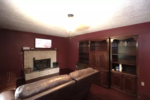 Living - 1121 N Linden St, Normal, IL 61761 photo 4 of 5