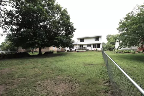 Exterior - 1121 N Linden St, Normal, IL 61761 photo 3 of 8