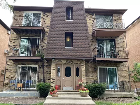 6718 W 64th Pl #3W, Chicago, IL 60638