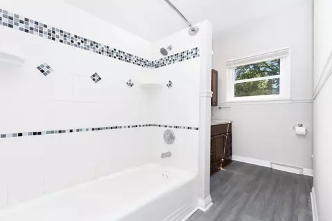 Bath - 613 Orchard Ln, Beecher, IL 60401 photo 2 of 2